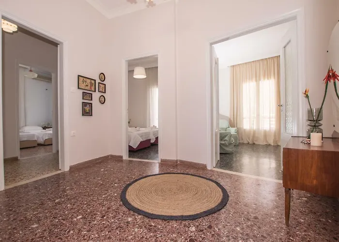 The Romantic House *