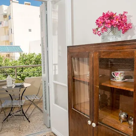 The Romantic House *