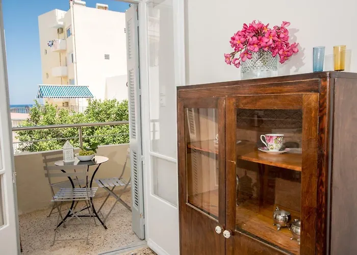 The Romantic House *